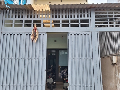 Bán nhà mặt tiền Nguyễn Xí, gần Phạm Văn Đồng, đang có hợp đồng thuê sẵn, giá siêu tốt 0