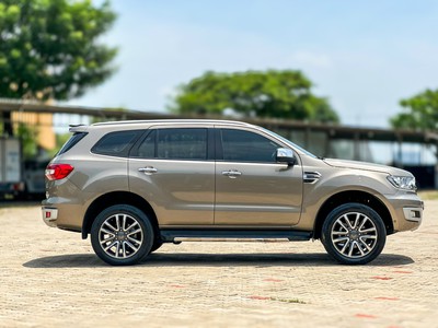 Ford Everest Titanium 2.0L 4X4 sx 2019 1 chủ từ đầu chạy quanh phố 6 vạn8km cực cọp xe đã check test 0