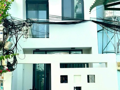 Bán gấp, nhà 83m2 hxh p phú thuận, quận 7, nhỉnh 5 tỷ 0