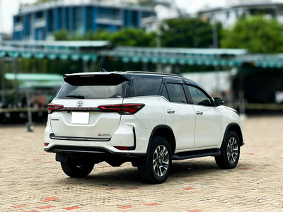 Toyota Fortuner Legender 2.4G 4x2 AT sx 2020 1