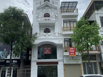 Chính chủ cho thuê nhà 7 tầng đối điện đài truyền hình ,tòa nhà viettel quảng ninh. 0