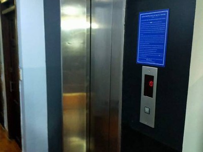 Bán khách sạn 6 tầng  10x30  mặt tiền kd ngay lê văn khương - ngang 10m, thang máy, lợi nhuận 0
