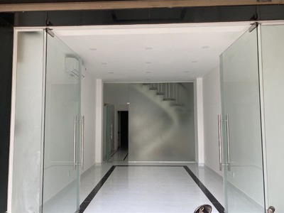 Cho thuê nhà 2 mặt tiền trước sau, kd đa ngành nghề đường 45, phường 6, 1