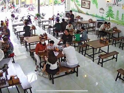 Sang quán ăn ngay trung tâm Quận Tân Bình - mặt bằng 250m2 3