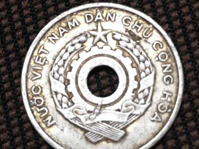 Tiền 05 xu Việt Nam Dân chủ Cộng hoà 1958, hiếm cho sưu tầm, giá sưu tầm:  200k   ship. Lh: Mr Nguyê 1