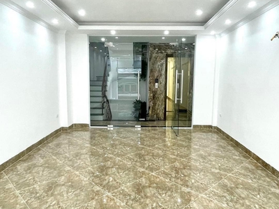 Cho thuê cả nhà 6 tầng thang máy mới xây ở giáp nhị, hoàng mai. 30tr 2