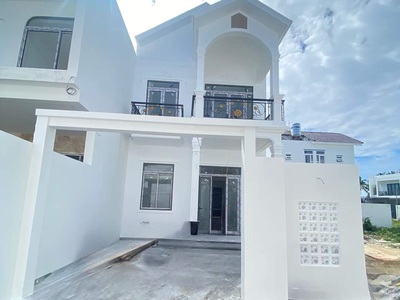Bán căn nhà đang hoàn thiện hẻm oto Phú Nông 94m2 1