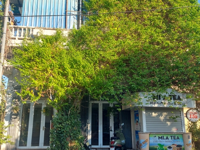 Cho thuê mặt tiền cạnh ngã 3 điểm dừng đèn xanh đèn đỏ thái phiên giao lê duẩn huế 1