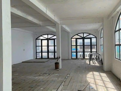 Cho thuê nhà mặt tiền đường thái nguyên khu kinh doanh sầm uất. 3