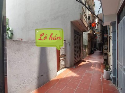 Bán đất gần đh ngoại thương, dt 42m2, mt 3.9m, 15m ô tô, 100m ra phố, tiện xây ccmn, chỉ 5.85 tỷ 2