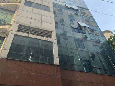 Chính chủ cần bán tòa nhà căn hộ phố Linh Lang,Đào Tấn 90m2 x 8 t mt 7,5 m giá 35,5 tỷ 0