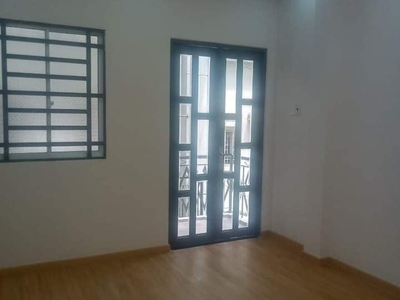 Hien - nhà bán bấp  số 2 cư xá đô thành -  q3,  2  tầng,  2 pn , hẻm thông chỉ  5,2 tỷ còn tl 0