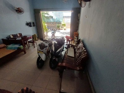 Tt hải châu nhà 2 tầng gác xép đúc ở ngày. dt 79m2 giá 5.5 tỷ 3