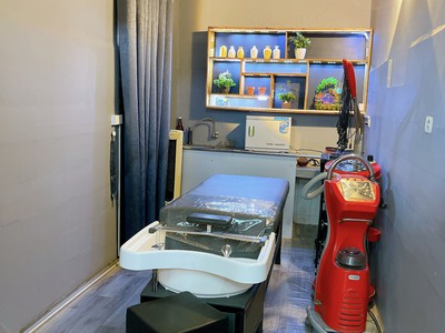 Chính chủ cần sang nhượng tiệm tóc tại hà nội   địa chỉ: số 9 cảm hội , đống mác 2