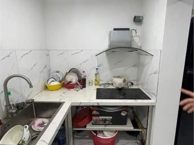 Tập thể tầng 1 phố tân mai, hoàng mai, 75m2, 2 ngủ, 1 vs, sân để xe riêng, giá chỉ 2.45 tỷ, lh 3