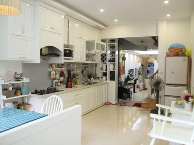 Bán nhà phố trần phú ô tô đỗ kinh doanh,dt84m mặt tiền 4,3m giá 14,1 tỷ 2