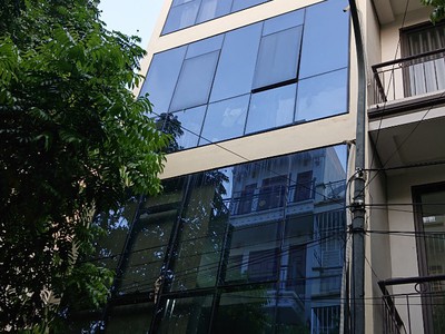 Chính chủ cho thuê tầng 1, 2, 3 nhà 5 tầng  tầng 4, 5 ban ngày k có người ở nhà  đối diện mặt trước 0