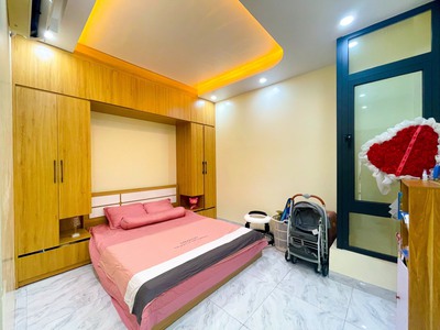 Bán nhà Mặt Đường Trung Lực, có thang máy, vị trí đẹp 3