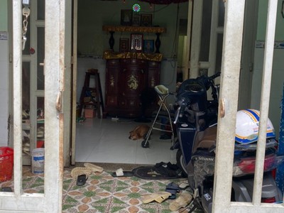 Chính chủ trên sổ, chưa qua đầu tư, diện tích 53m2  2.15 tỷ. giá quá rẻ so với khu vực. hẻm ba gác, 0