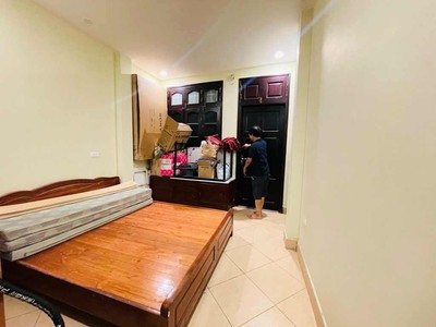 Full nội thất - ở ngay - di chuyển thuận tiện-5 tầng mới 4