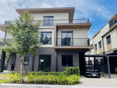 Cho thuê căn góc trục chính  izumi  city nam long. kiến trúc nhật bản. 0