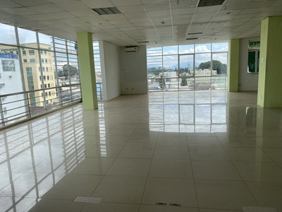 Chính chủ có 1 căn cần bán và 1 căn cần cho thuê  tại trung tâm tp. pleiku, gia lai, 2