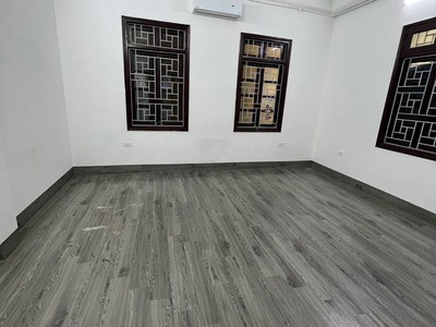 Cc cho thuê nhà làm văn phòng tại phố vũ tông phan, hà nội. 2