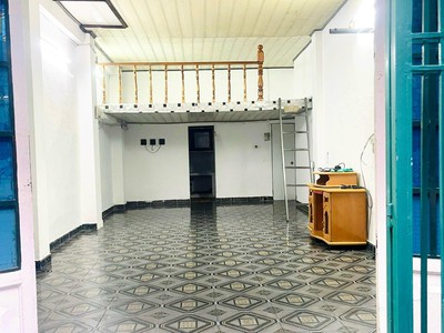 Chính chủ cho thuê nhà hẻm 4x12m, gần bv thống nhất,ngã tư bảy hiền. 4