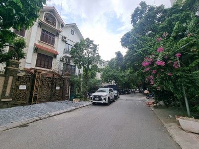 Biệt thự khu mễ trì 120m2 4 tầng xây thô nhỉnh 21 tỷ 2