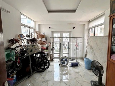 Chỉ 11.2tỷ tl-trần hưng đạo 2 mặt hẻm, 1 mặt hxh kia,1mặt 3gác,5 tầng hoàn công đủ 3