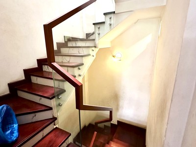 Bán nhà  thành thái,quận 10 hxt vĩa hè 3m giá rẻ chỉ 7 tỷ hơn. 2