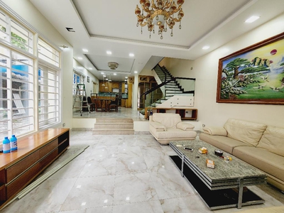 Hot  biệt thư vip, giá rẻ nhất kđt việt hưng, ô tô tránh dt 225m x 4t, mt 11, giá hơn 37tỷ 1