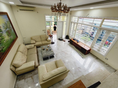 Hot  biệt thư vip, giá rẻ nhất kđt việt hưng, ô tô tránh dt 225m x 4t, mt 11, giá hơn 37tỷ 0
