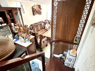 Bán nhà  thành thái,quận 10 hxt vĩa hè 3m giá rẻ chỉ 7 tỷ hơn. 0