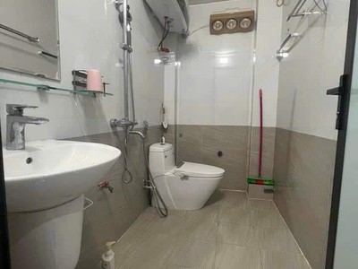 Bán nhà siêu vị trí kim giang   hoàng mai, dt44m2, 4tầng, nhà dân, giá 7.x tỷ 3
