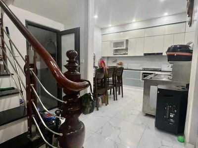 Bán nhà siêu vị trí kim giang   hoàng mai, dt44m2, 4tầng, nhà dân, giá 7.x tỷ 0