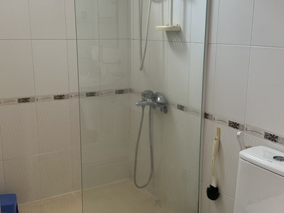 Cho Thuê CHCC Khánh Hội 3 Quận 4 : 2Pn, 2 tollet, full NT 9