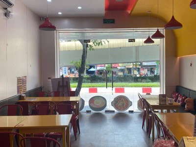 Cho Thuê nhà MP Nguyễn Chí Thanh, Đống Đa 42M x 4T giá 35tr - mọi mô hình kinh doanh 0