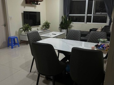 Chính chủ cho thuê chung cư cao cấp toà A golden place mễ trì, nam từ liêm 2