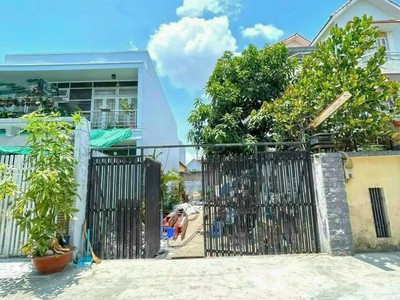 Bán gấp đất 5m x 21m hẻm xe hơi đường võ thị nhờ, quận 7 - cạnh nam long trần trọng cung. 0