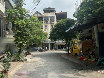 Chính chủ cần bán nhà phố ngô thì nhậm, hà đông, lô góc, ô tô, kinh doanh tốt, 38m, giá 8,1 tỷ 0