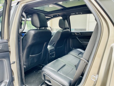 Cần bán xe PRADO sx 2015. 1 chủ . lăn bánh 6.9 vạn kilomets 5