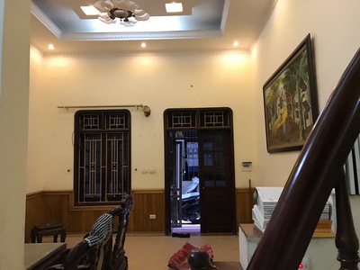 Cho thuê nhà nguyên căn 3 phòng ngủ 3.5 tầng x 50m Hoàng Hoa Thám gần chợ Bưởi 4
