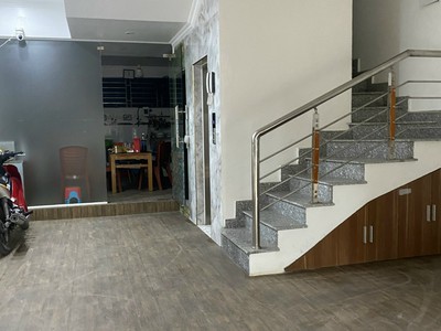 Cho thuê nhà trọ gần ĐH Công Nghiệp 1