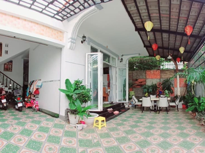 Bán biệt thự sân vườn phan chu trinh, đông nam, gần biển giá chỉ 14.5 tỷ 0
