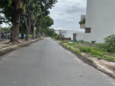 Bán đất thổ cư gần 1000m2 mặt tiền đường phường tịnh biên, thị xã tịnh biên, an giang giá 700 triệu 0