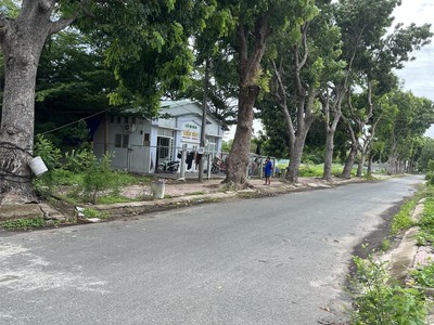 Bán đất thổ cư gần 1000m2 mặt tiền đường phường tịnh biên, thị xã tịnh biên, an giang giá 700 triệu 1