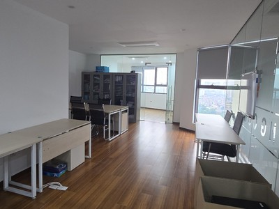 Văn phòng view đẹp tại Chung cư Elips 110 Trần Phú 2