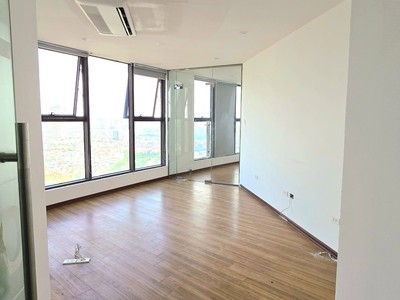 Văn phòng view đẹp tại Chung cư Elips 110 Trần Phú 5