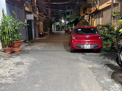 Giáp quận 10-nhà 2 mặt tiền hẻm ôtô kd-5tầng,5pn sổ vuông đẹp, hoàn công đủ xíu 6tỷ 0